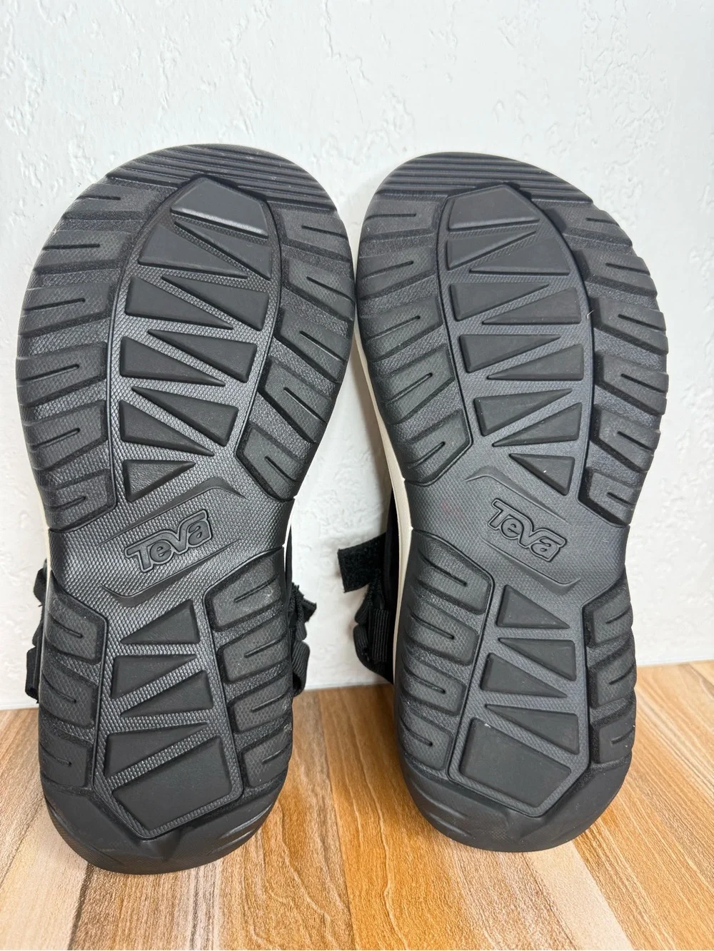 Teva Hurricane Ampsole Volt Sandals Black Platform Men’s Size 9 Women’s Size 11